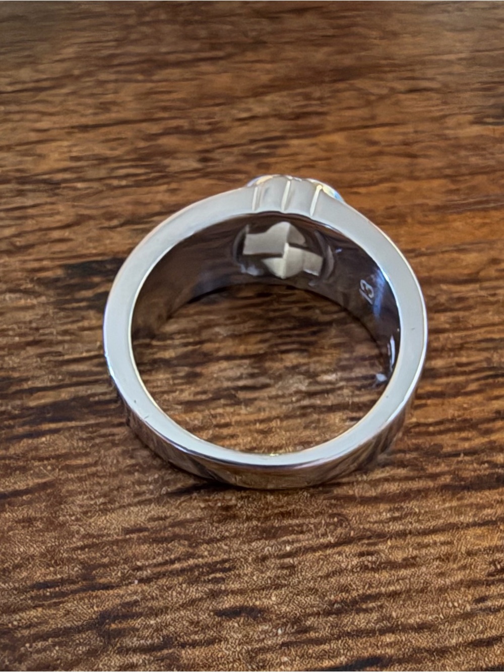 GUCCI GG Sterling Silver Ring - Picture 2 of 8